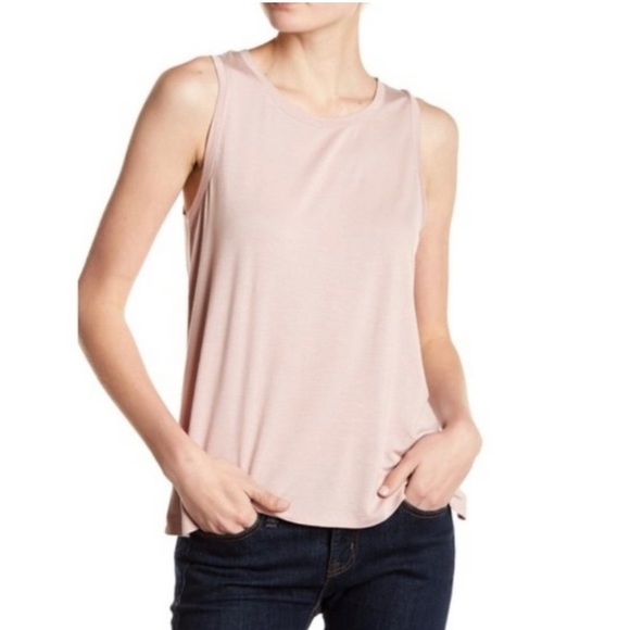 NWT!!! Halogen Keyhole Back Tank Top - Size XS in Red - Picture 3 of 3